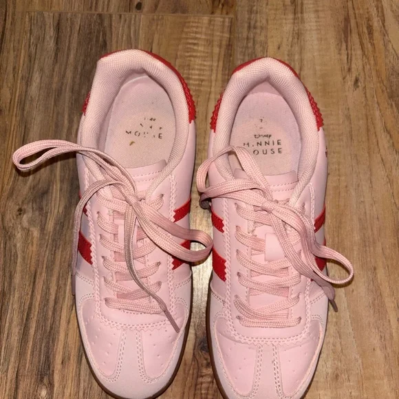 Minnie Mouse Sneakers - Picture 3 of 6